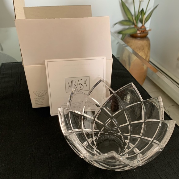 Mikasa Other - Mikasa Crystal Crescendo Bowl
